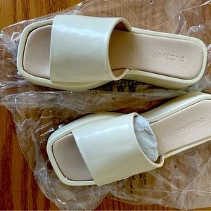 Platform sandals, Aloha vegan leather brand new